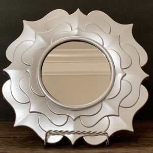 Single Silver Mirror Piece